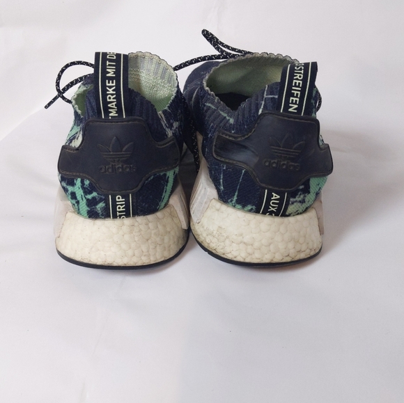 🌿ADIDAS NMDR1 SNEAKERS🌿 - Picture 5 of 9